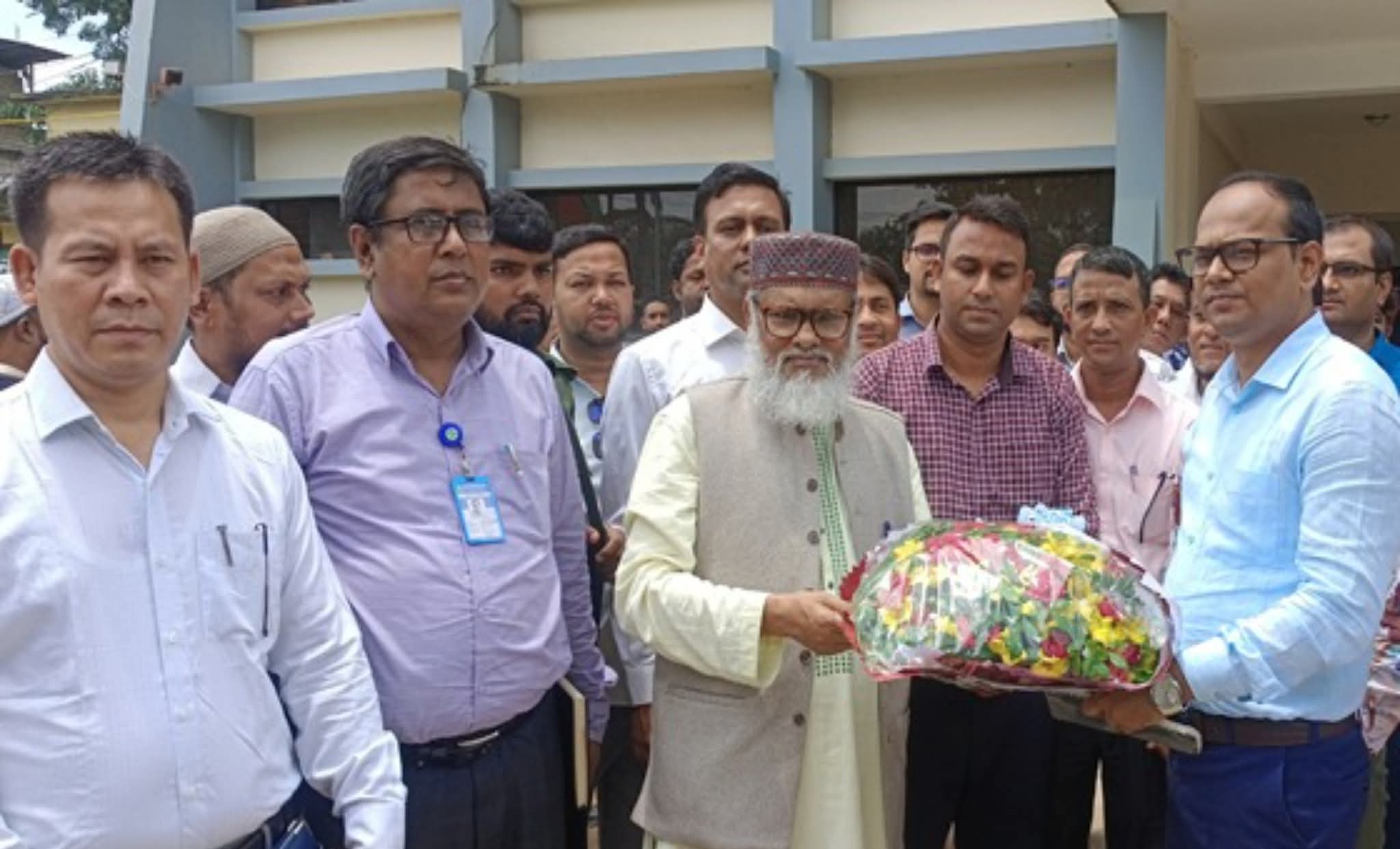 ফাইল আটকে ঘুষ নেয়া দুর্নীতিবাজরা শেষমেশ লাঞ্ছিত হয়: ড. খালিদ হোসেন