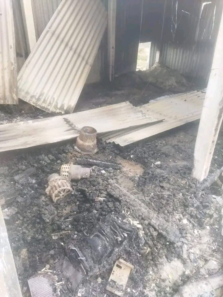 মিরসরাইয়ে মৎস্য প্রকল্পের খাদ্যের ঘরে দুর্বৃত্তদের অগ্নিসংযোগ