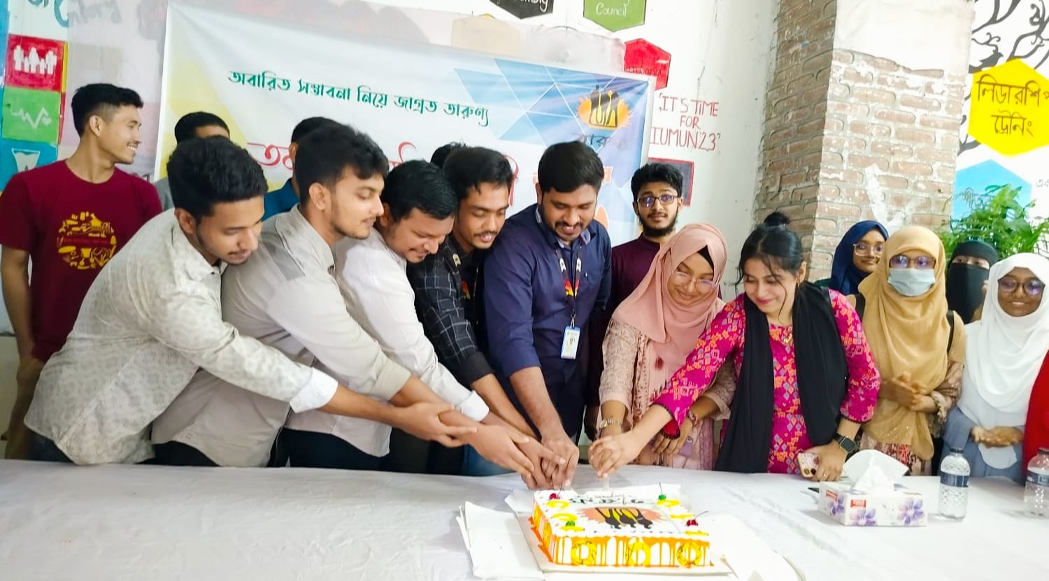 রক্ত, বৃক্ষ আর বন্ধনে ১৭ বছরের তারুণ্য
