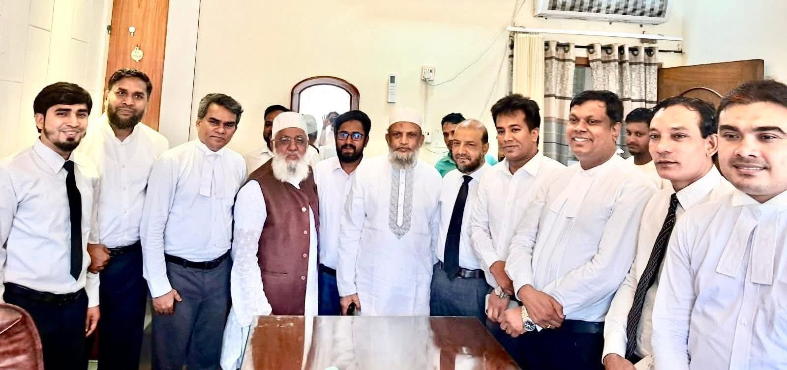 সাবেক সংসদ সদস্য জননেতা শাহজাহান চৌধুরী আজ চট্টগ্রাম জেলা পাবলিক প্রসিকিউটর (পিপি) মহোদয়ের সঙ্গে সাক্ষাৎ করেছেন