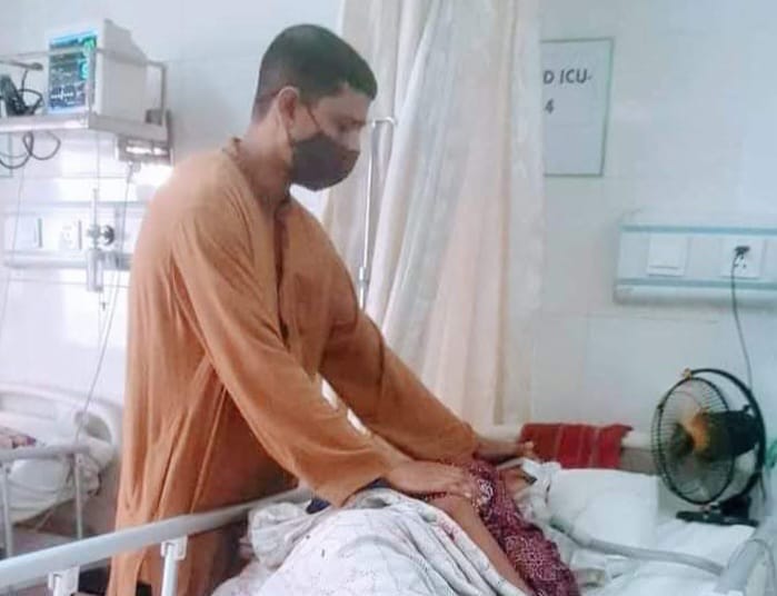 আমার মা-জননীর চতুর্থ মৃত্যুবার্ষিকী আজ, কলমে: প্রভাষক জাহিদ হাসান