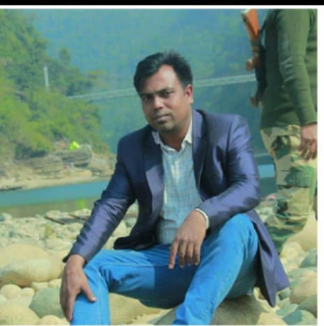 গাজীপুরে সাংবাদিক তুহিনকে জবাই করে হত্যা প্রতিবাদে মানববন্ধন ও বিক্ষোভ