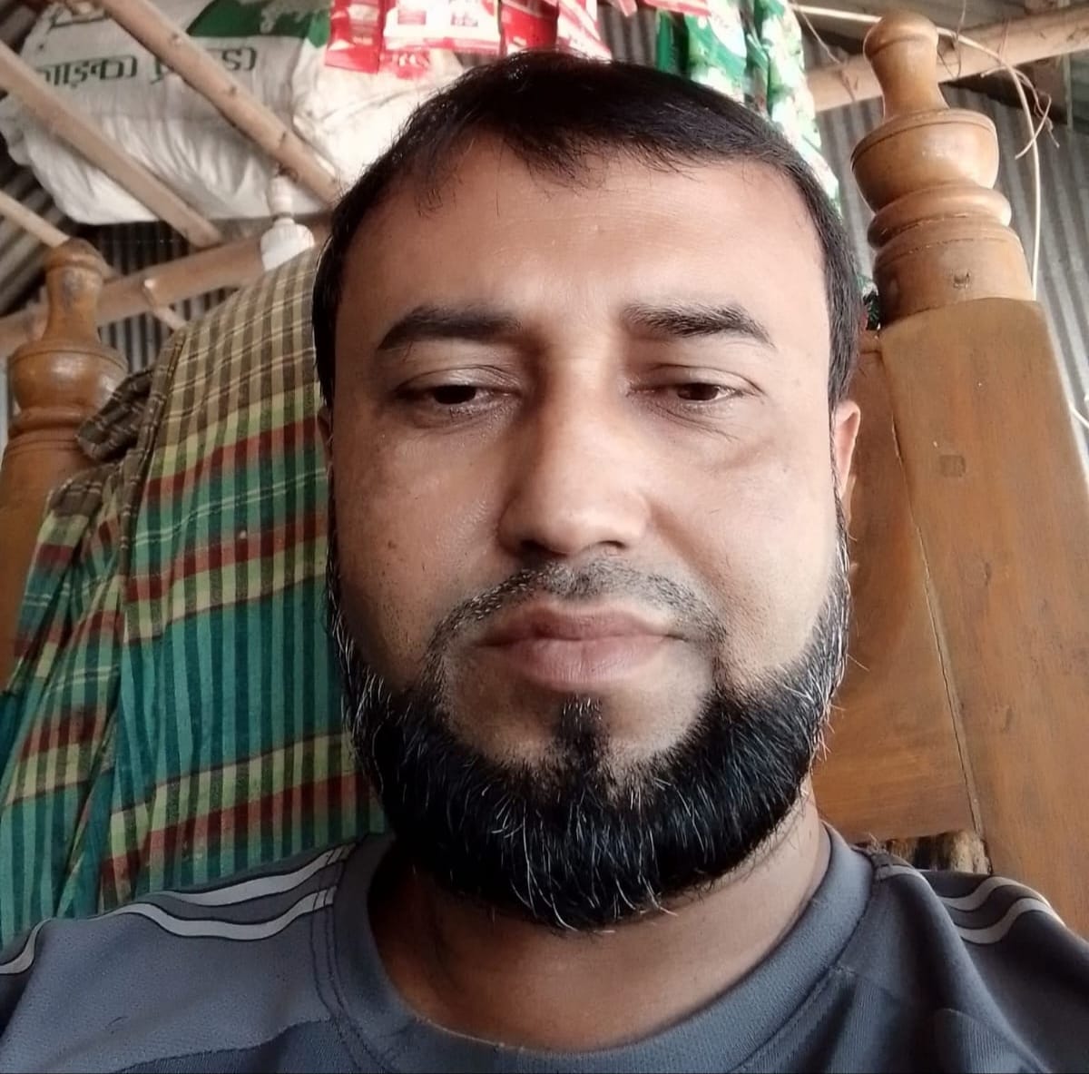 লাকসামে মাদকসহ আওয়ামী লীগ নেতা গ্রেফতার।