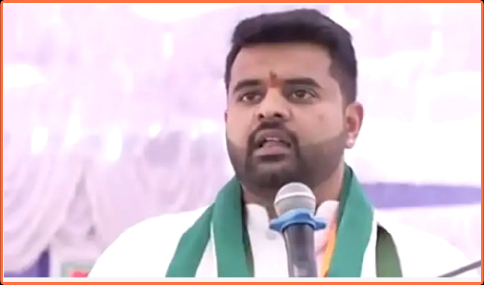 গৃহকর্মীকে ধর্ষণের দায়ে ভারতের সাবেক প্রধানমন্ত্রীর নাতির যাবজ্জীবন।