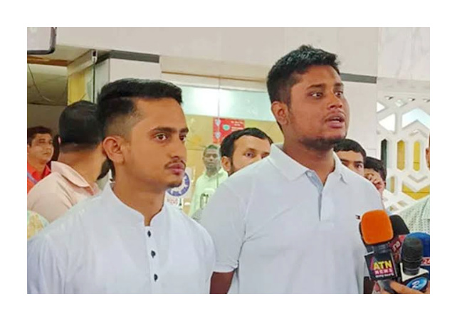 হাসনাত-সারজিসসহ এনসিপির ৫ নেতাকে কারণ দর্শানোর নোটিশ।