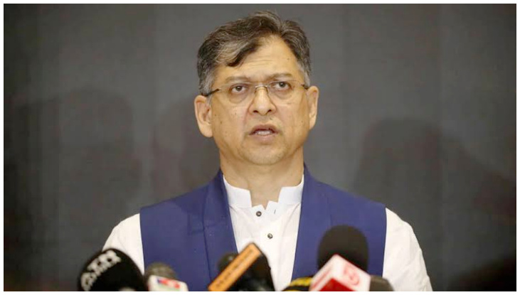 গুলশানের চাঁদাবাজির ঘটনায় উপদেষ্টা জড়িত কিনা, স্পষ্ট করা দরকার-সালাউদ্দীন আহমেদ।