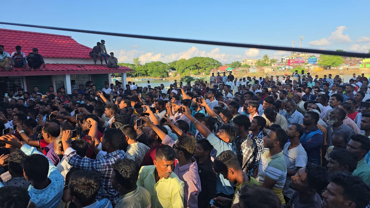 সুনামগঞ্জ-১ আসনে হাজার হাজার জনগণের ভালবাসায় সিক্ত মাহবুবুর রহমান