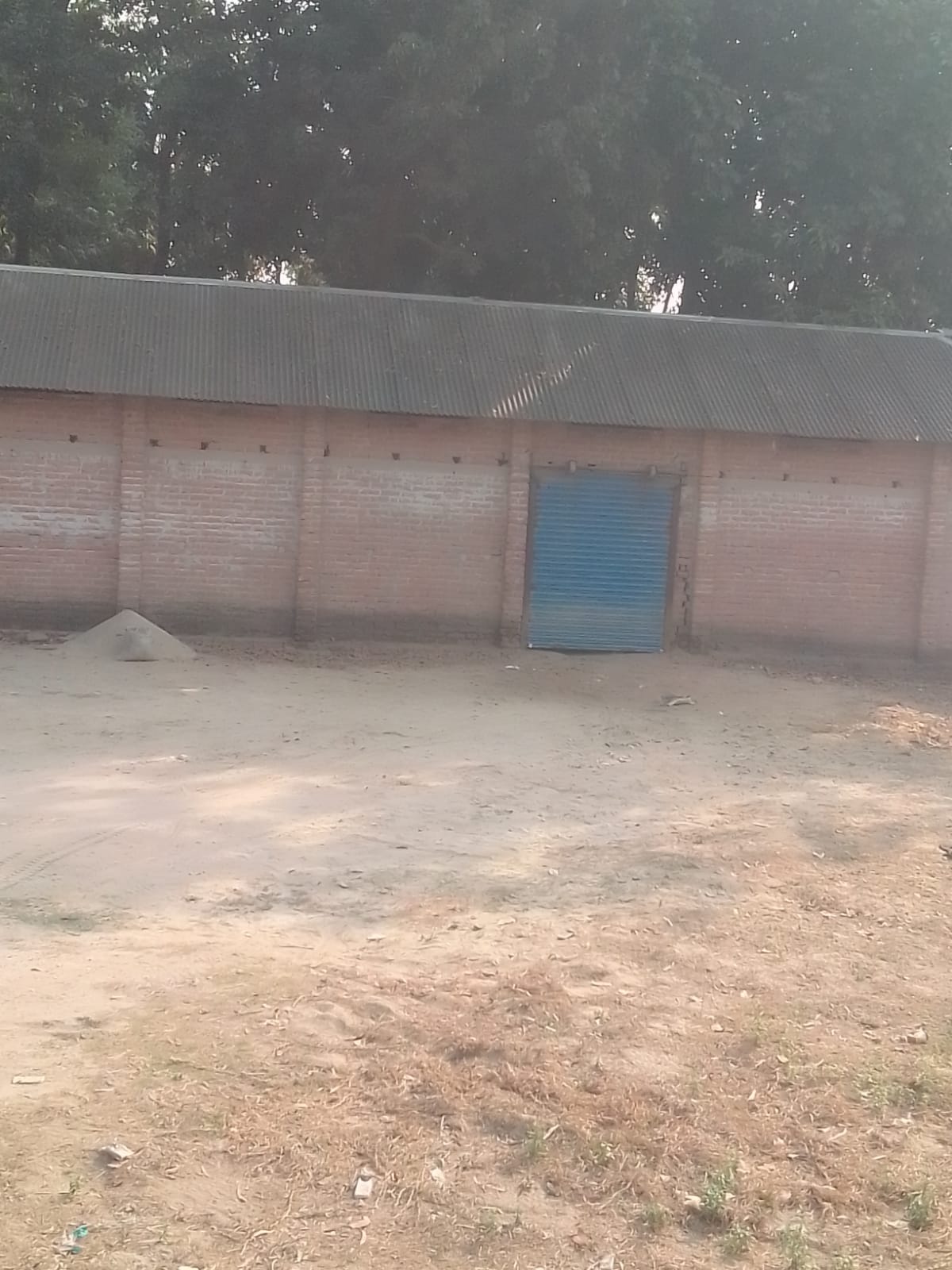 তেতুলিয়ায় অবৈধভাবে গ্যাস সিলিন্ডার মজুদ, ব্যবসায়ীকে ২০ হাজার টাকা জরিমানা