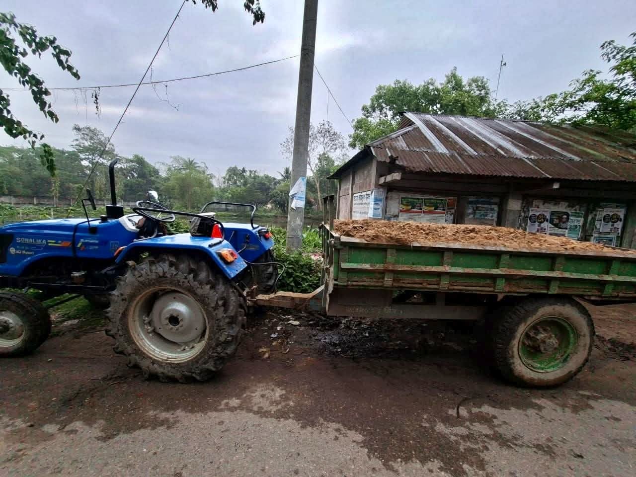 মাধবপুরে অবৈধ বালু উত্তোলনে মোবাইল কোর্ট, জরিমানা ১ লাখ টাকা