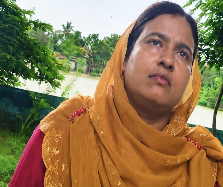পবায় ​ভাতার কার্ডের নামে অর্থ হাতিয়ে নেওয়ার অভিযোগ মহিলা ইউপি সদস্যের বিরুদ্ধে
