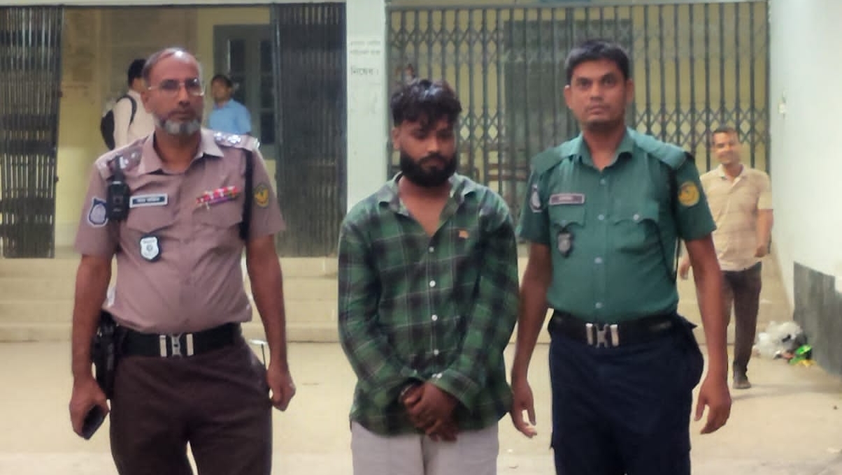 তেরখাদিয়া স্টেডিয়াম এলাকায় বাসায় তালা ভেঙে চুরি: সামারি ট্রায়ালে তাৎক্ষণিক দেড় বছরের কারাদণ্ড