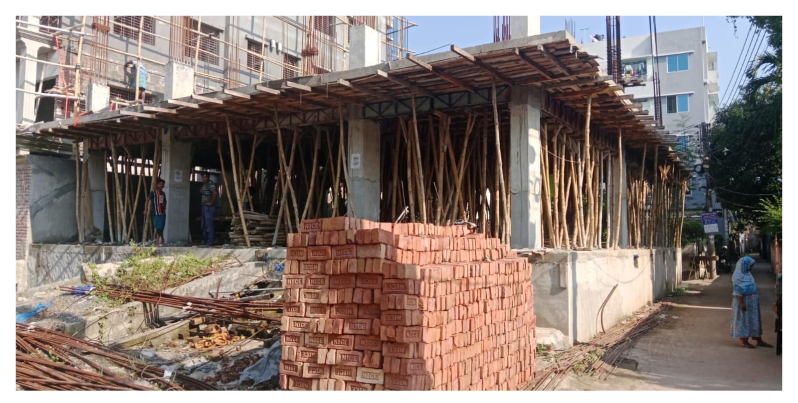 ​রাজশাহীতে জমি কিনে বিপাকে ক্রেতারা, কাজ বন্ধে সন্ত্রাসী হামলা ও প্রশাসনিক জটিলতার অভিযোগ